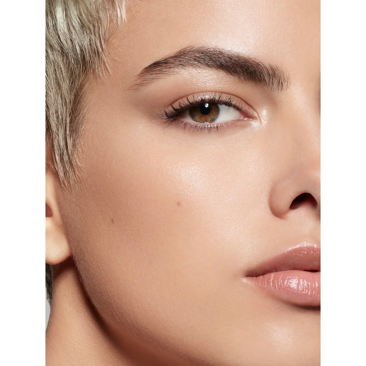 Skin Fetish: Sublime Perfection Concealer - Image 82