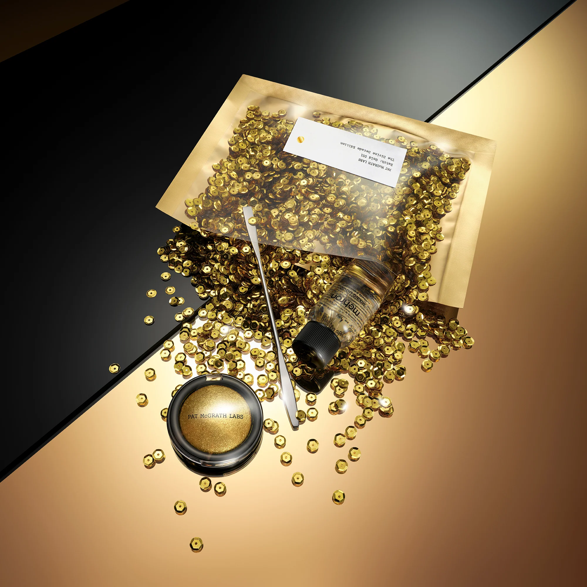 Gold 001: The Divine Decade Edition - Image 4