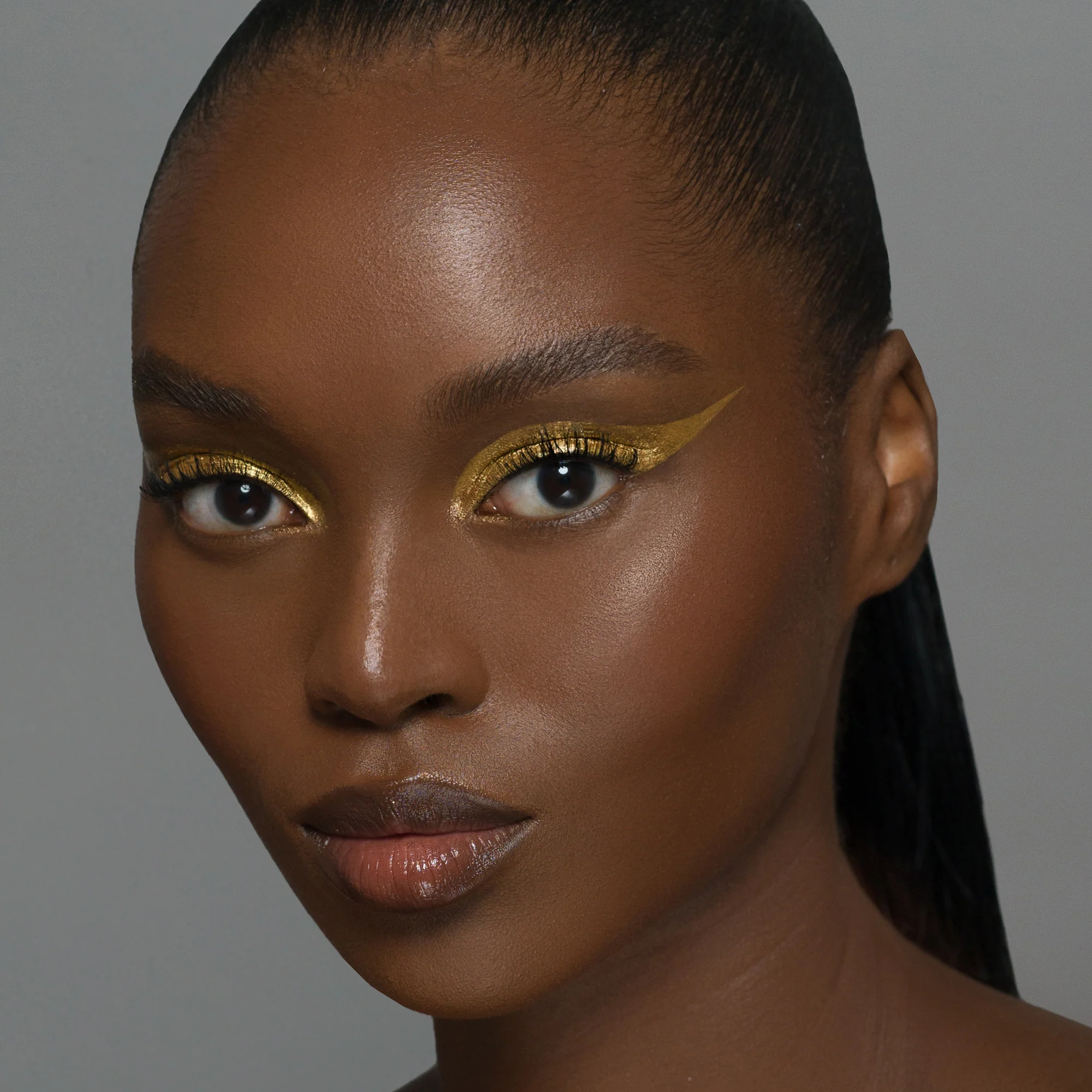 Gold 001: The Divine Decade Edition - Image 9