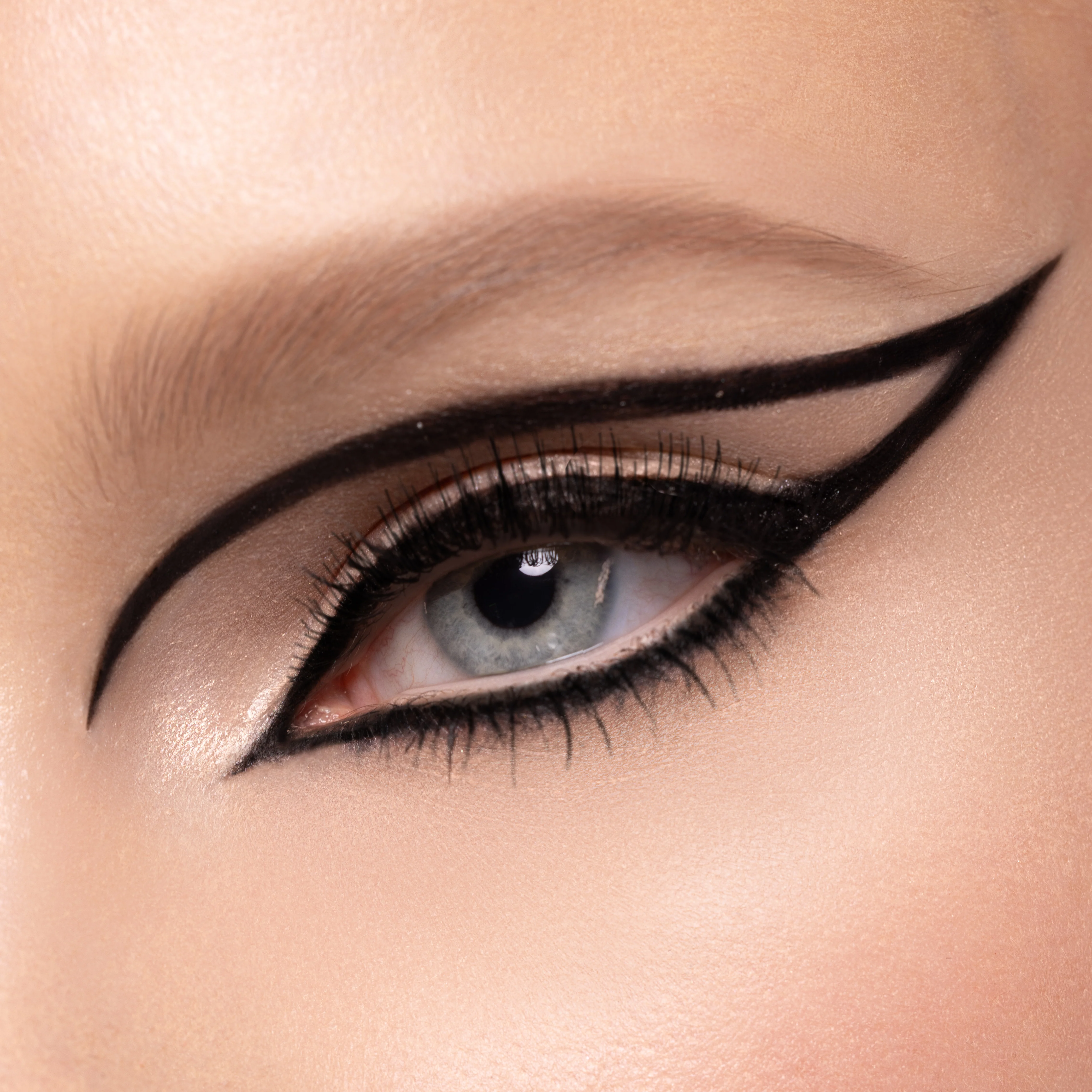 PermaGel Ultra Glide Eye Pencil - Image 3