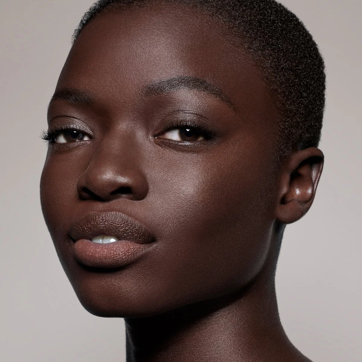 Skin Fetish: Sublime Perfection Setting Powder - Image 23