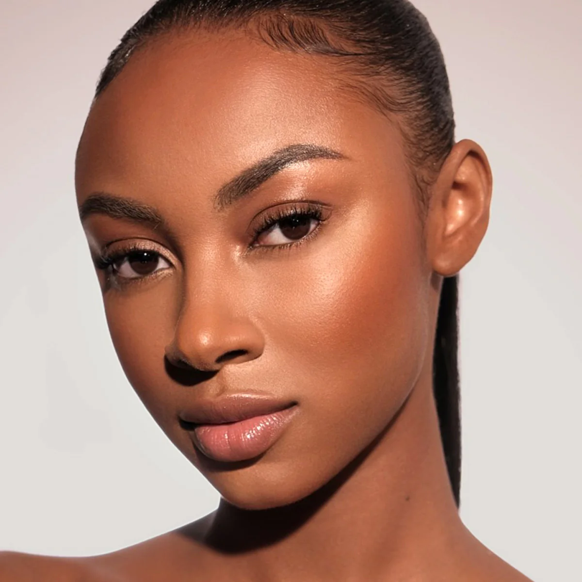 Skin Fetish: Divine Bronzer - Image 30